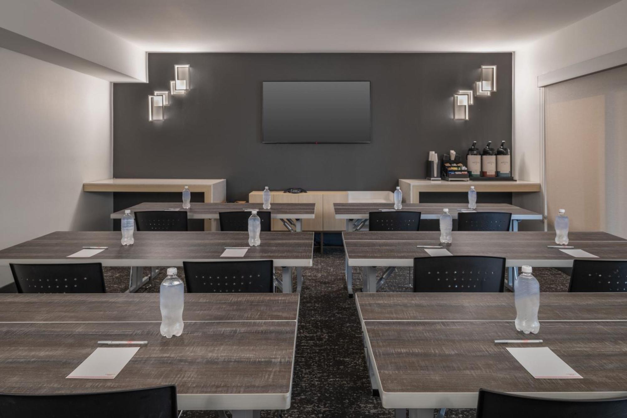 Towneplace Suites By Marriott Tampa Clearwater Zewnętrze zdjęcie